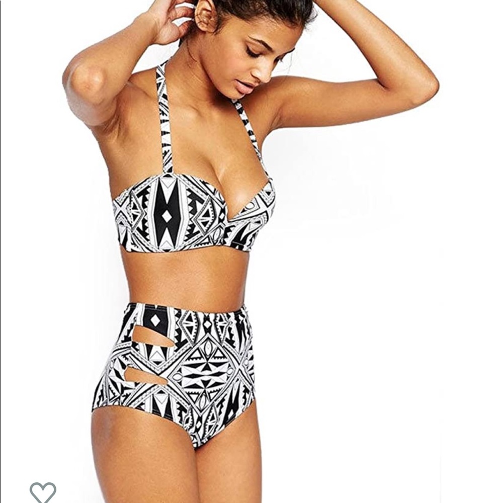 Women’s geometric bikini